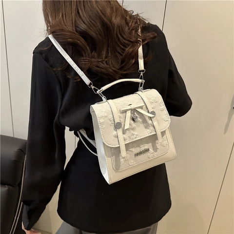 Damen Mini PU Leder Rucksack Blumen Spitze Bestickt Schleife Herzanhänger Casual Mode Kleiner Daypack Schultertasche