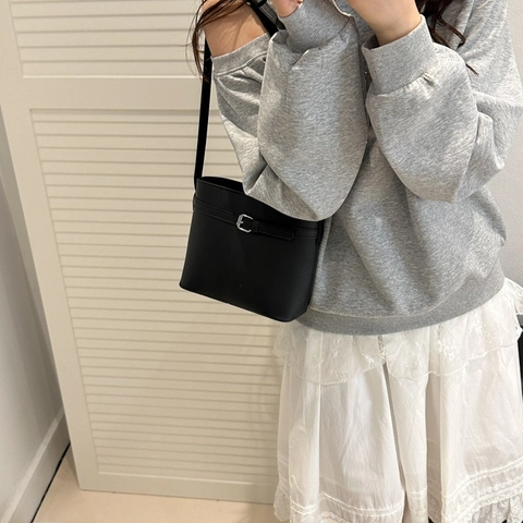 Damen Minimalistische PU Leder Eimertasche Mode Einfarbig Umhängetasche Mit Gürtelschnalle Dekor Reißverschluss Tasche