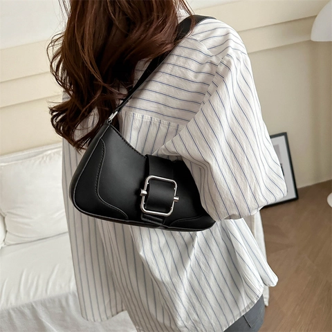 Bolso de Hombro para Axila de Cuero PU para Mujer Color Sólido Con Hebilla de Metal Grande para Viaje Diario Moda Casual