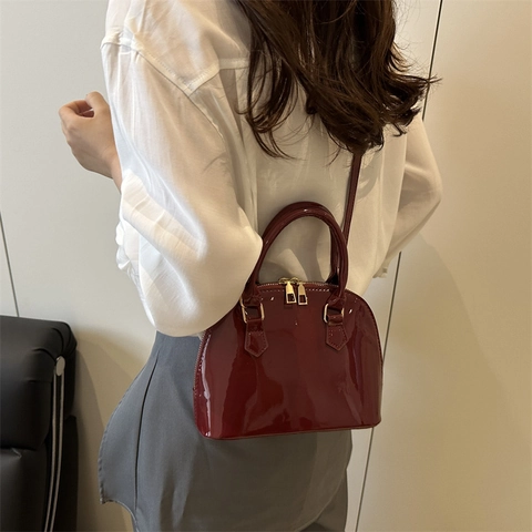 Borsa a Conchiglia in Vernice Lucida PU da Donna Borsa a Tracolla Vintage Elegante con Manico Superiore e Tracolla Regolabile