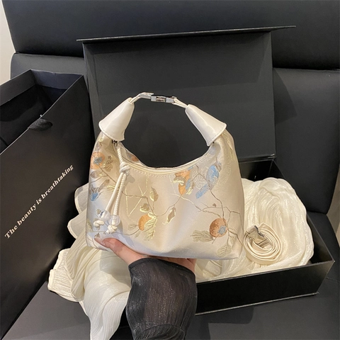 Neue Chinesische Art Bestickt Satin Hobo Tasche Für Damen Vintage Blumen Vogel Muster Umhängetasche Crossbody Bag
