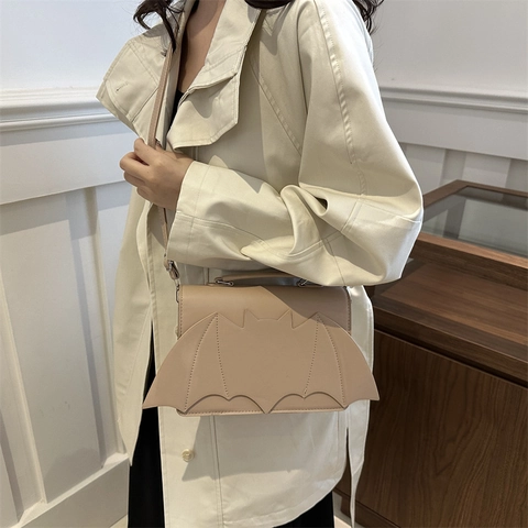 Women Gothic Novelty Bat Wing PU Leather Small Square Shoulder Bag For Halloween Party Daily Casual Crossbody Handbag