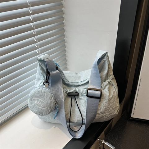 Borsa a Tracolla in Nylon Plissettato da Donna Grande Capacità Leggera Coulisse Borsa a Spalla Con Mini Taschino Rotondo Per Casual Quotidiano Viaggi