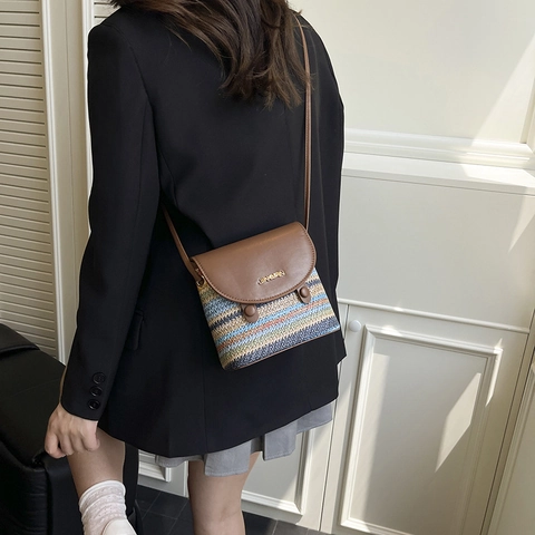 Women Fashion PU Leather Patchwork Straw Woven Crossbody Bag Multicolor Stripe Square Messenger Shoulder Bag With Magnetic Clasp Vacation Daily Small Purse For Ladies