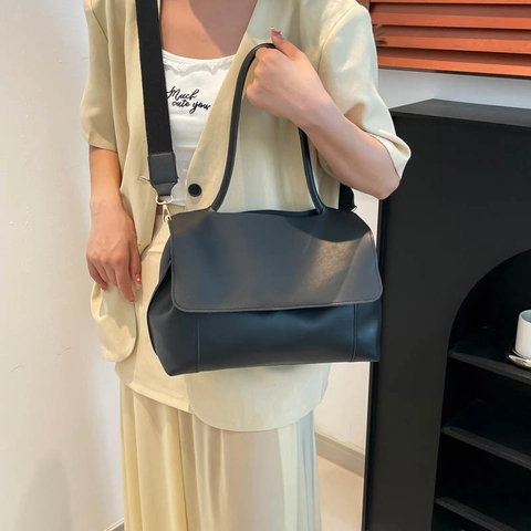 Vintage Large Capacity PU Leather Shoulder Bag For Women Solid Color Retro Commuter Tote Bag With Flap Handbag Office Daily