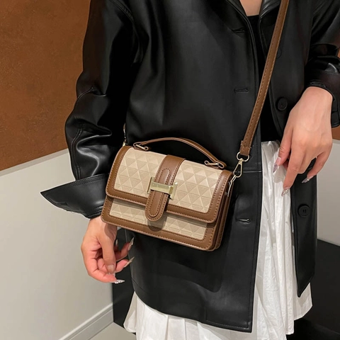 Bolso Cuadrado Pequeño para Mujer Cuero PU Relieve Triángulo Geométrico Contraste de Color Hebilla Metal Bolso de Hombro Bandolera