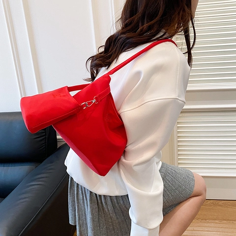 Bolso de Axila de Nailon para Mujer Bolso de Hombro Minimalista Con Bolsa Pequeña Accesorio Color Sólido Estilo Callejero