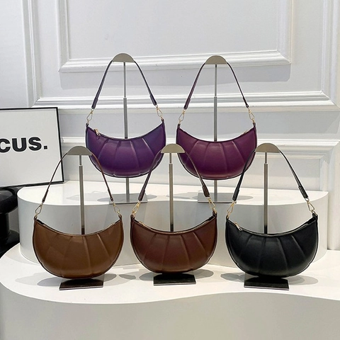 Bolso de Hombro de Cuero PU Plisado Retro para Mujer Bolso de Axila Media Luna Minimalista Color Sólido con Cremallera