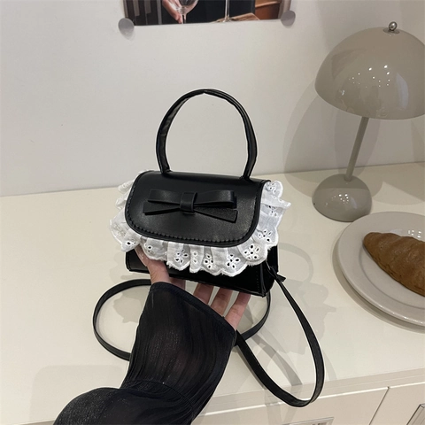 Dames Zoet PU Leer Mini Schoudertas Met Kantrand En Vlinderstrik Mode Kleine Vierkante Handtas