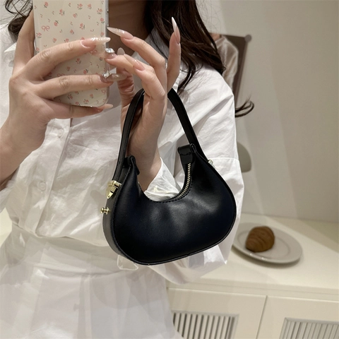 Women's Minimalist PU Leather Dumpling Handbag Fashion Hobo Bag Solid Color Small Shoulder Bag Evening Party Purse