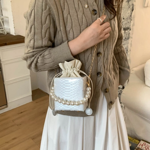 Vintage Snake Pattern Women Small Square Bag With Artificial Pearl Handle Elegant PU Leather Chain Shoulder Crossbody Bag