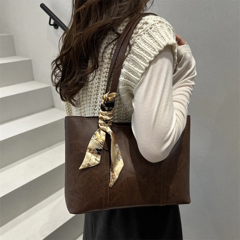 Borsa Tote Vintage in Pelle PU da Donna Grande Capacità Borsa a Tracolla Con Foulard in Seta Stampata Elegante Borsa a Mano per Pendolari
