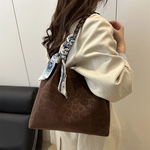 Damen Leopardenmuster Tote Bag Große Kapazität Schultertasche Mit Geflochtenem Griff Und Dekorativem Schal Mode Tasche