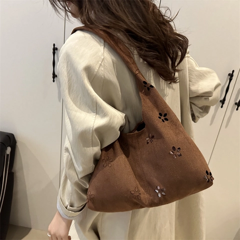 Faux Suede Floral Laser Cut Shoulder Bag Large Capacity Tote Bag Retro Hobo Bag Women Daily Work Fashion Handbag