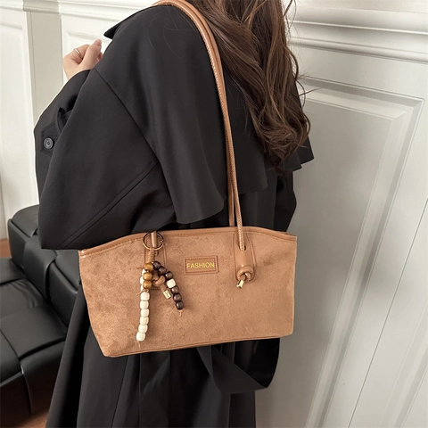 Damen Vintage Wildleder Achseltasche Große Kapazität Umhängetasche Mit Holzperlenanhänger Leopardenmuster Casual Mode Tote Bag