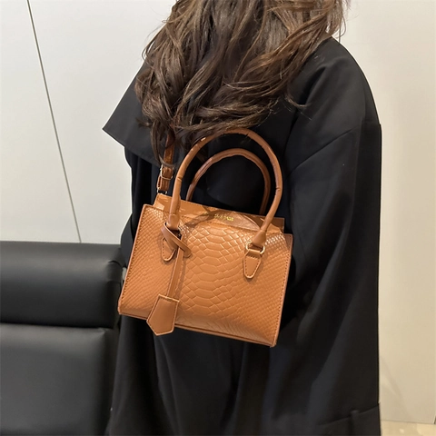 Women Small Square Bag Fashion PU Leather Embossed Snake Texture Shoulder Crossbody Bag With Top Handle Autumn Winter Handbag
