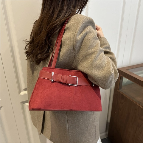 Bolso de Axila de Gamuza Vintage para Mujer Bolso de Hombro Textura Esmerilada Bolso Minimalista con Hebilla de Cinturón Cremallera Color Sólido Bolso de Moda
