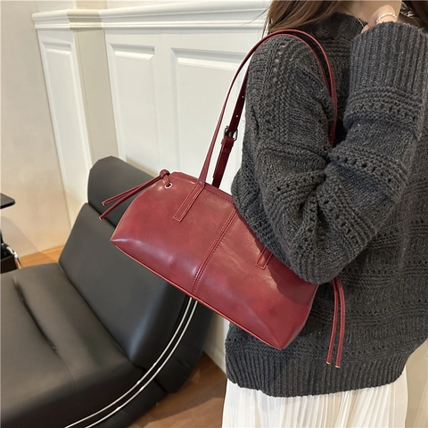 Vintage PU Leather Tote Bag For Women Large Capacity Minimalist Shoulder Bag Solid Color Fashionable Daily Shopping Handbag