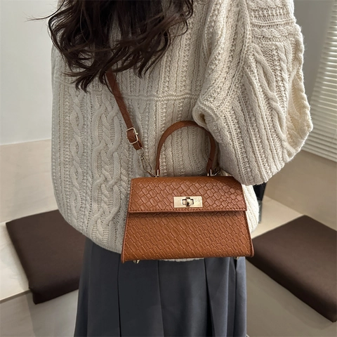 Kleine Quadratische Tasche Mit Webstruktur Für Damen Trendy Kunstleder Umhängetasche Schultertasche Mit Goldenem Drehverschluss Handtasche