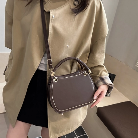 Women Fashion PU Leather Shoulder Bag Contrast Stitching Square Crossbody Bag For Daily Travel Street Style Ladies Purse