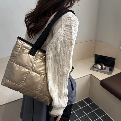 Bolso Tote Acolchado de Gran Capacidad para Mujer Casual Metálico Color Sólido Bolso de Hombro Acolchado de Poliéster Brillante
