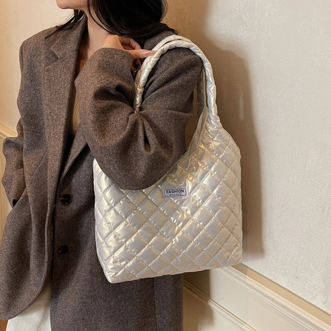 Borsa Tote Trapuntata da Donna Grande Capacità Borsa a Tracolla Casual Motivo a Rombi Lucida Leggera Borsa alla Moda