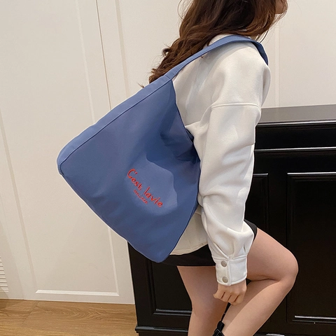 Große Kapazität Verbundstoff Tragetasche Für Damen Minimalistische Buchstaben Stickerei Mode Casual Schultertasche Reise Hobo Einkaufstasche