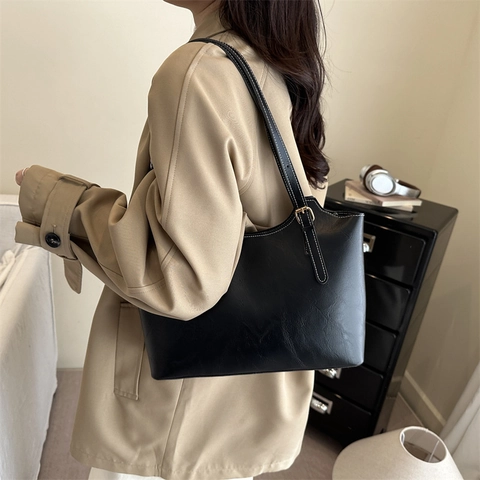 Große Kapazität Damen PU Leder Tote Bag Mit Dekorativem Schal Retro Casual Schultertasche Für Tägliche Pendeln Büro Tasche