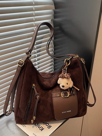 Große Kapazität Wildleder Einkaufstasche Für Damen Urban Minimalistisch Weiche Schulter Umhängetasche Mit Plüschanhänger Lässige Handtasche