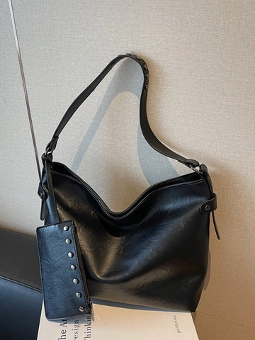 Sac Fourre-tout en Cuir PU pour Femmes Grande Capacité Rivets Sac à Épaule Hobo Simple Sac Bandoulière Ensemble Avec Pochette