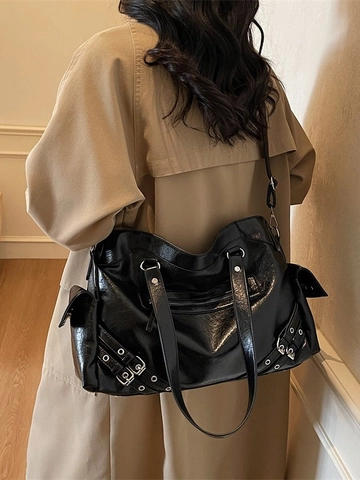 Borsa Tote in Pelle PU Lucida Vintage Grande Capacità Motociclista Punk Donna Borsa a Tracolla Con Rivetti Multitasche