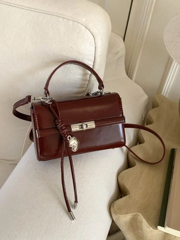 Women Retro Minimalist PU Leather Small Square Handbag With Metal Lock Heart Charm Top Handle Shoulder Crossbody Bag