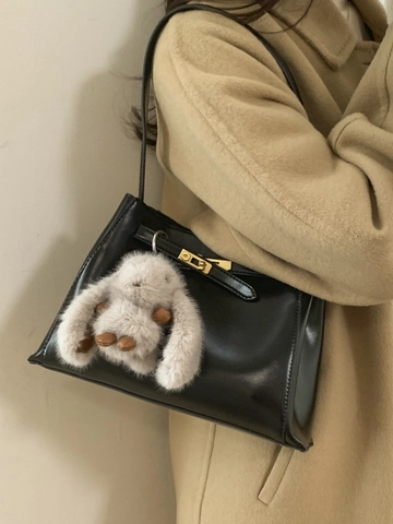 Retro PU Leather Bucket Bag For Women Minimalist Stitching Crossbody Bag With Rabbit Pendant Metal Lock Design Handbag