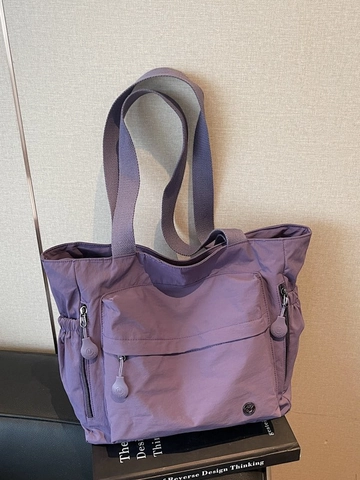 Damen Große Kapazität Nylon Tote Bag Urban Simple Casual Pendeln Schulter Handtasche Multi-Pocket Design Winter Mode