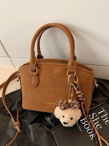 Borsa a mano da Donna Retrò in Pelle PU a Forma di Conchiglia Secchiello Versatile Tracolla con Ciondolo in Peluche Cuciture