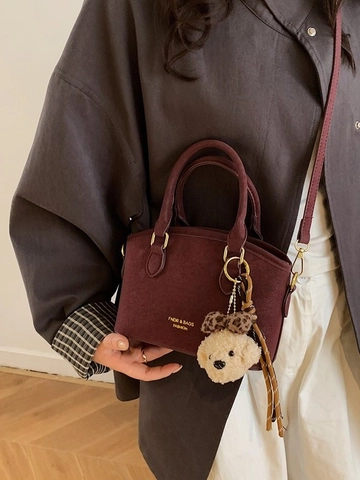 Borsa a mano da Donna Retrò in Pelle PU a Forma di Conchiglia Secchiello Versatile Tracolla con Ciondolo in Peluche Cuciture