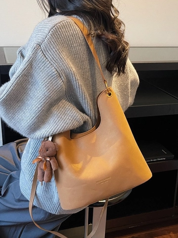 Sac Fourre-Tout en Cuir PU Rétro pour Femmes Grande Capacité Sac à Épaule Style Lazy Avec Pendentif Ours en Peluche