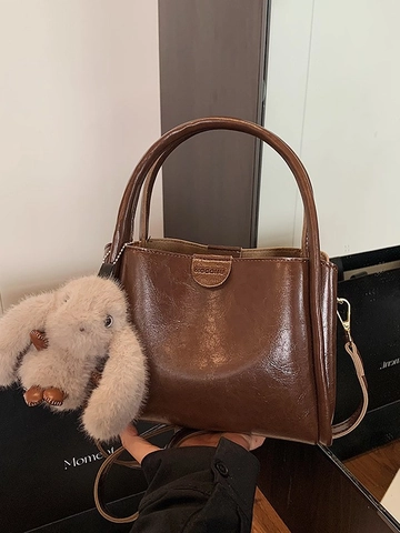 Vintage Damen PU Leder Handtasche Mit Plüsch Hase Anhänger Minimalistisch Öl Wachs Textur Schulter Umhängetasche Mode Henkeltasche