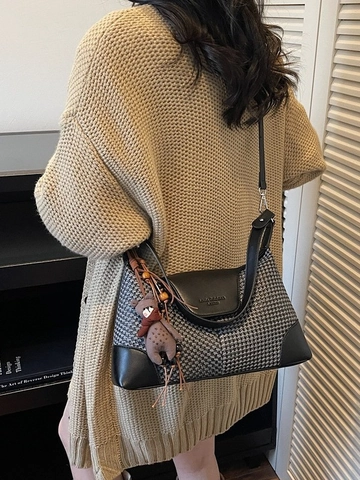 Vintage Γυναικεία Υφαντή Τσάντα Ώμου Patchwork Retro PU Δερμάτινη Τσάντα Μασχάλης Με Αρκουδάκι Κομψή Τσάντα Χειρός