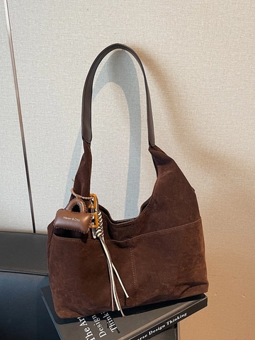 Women Vintage Suede Tote Bag Large Capacity Underarm Bag With Mini Charm Retro Solid Color Casual Commuter Hobo Handbag