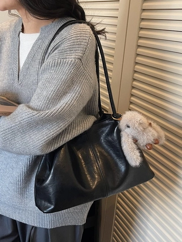 Sac Fourre-tout Femme en Cuir Synthétique Grande Capacité Avec Pendentif Lapin en Peluche Sac à Épaule Souple Mode de Rue