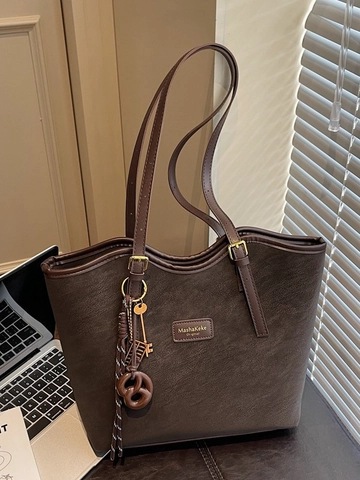 Women Fashion Large Capacity Underarm Tote Bag Simple PU Leather Shoulder Bag Retro Commute Handbag With Creative Charms