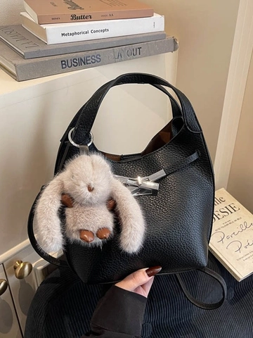 Bolso de Cubo de Cuero PU Grano Vintage para Mujer Bolso de Mano Retro Con Colgante de Peluche Bolso de Bandolera