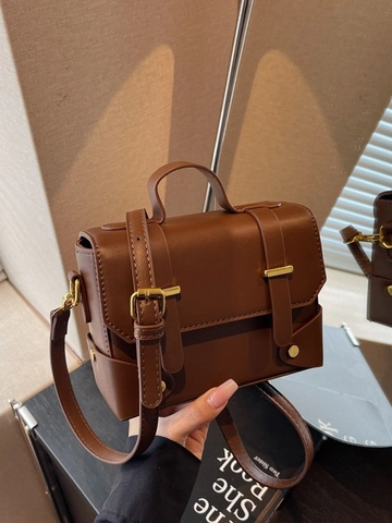 Retro PU Leather Small Square Crossbody Bag For Women Fashion Gold Hardware Handbag Adjustable Strap Shoulder Bag