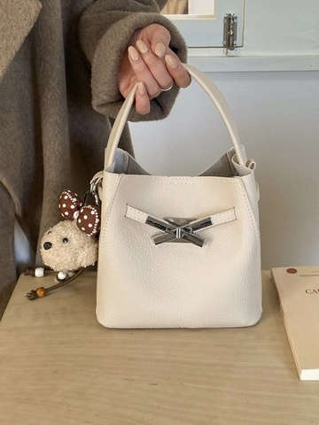 Sac Seau en Cuir PU Grain de Litchi Rétro pour Femmes Sac à Main Minimaliste Avec Boucle Métallique Sac à Bandoulière