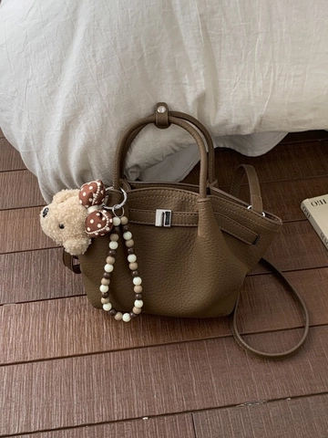 Damen Litschi Textur PU Leder Beuteltasche Minimalistische Retro Schulter Crossbody Handtasche Mit Welpen Bär Schlüsselanhänger