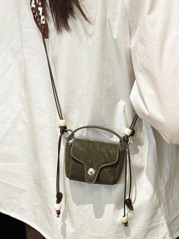 Retro PU Leder Mini Umhängetasche Für Damen Mit Perlenriemen Und Seidenschal Dekor Kompakte Runde Kopfhörer Aufbewahrungsbox
