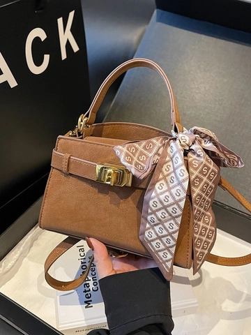 Damen Retro Matt PU Leder Handtasche Mit Seidenschal Dekor Gold Metallschloss Pendler Umhängetasche Kleine Quadratische Schultertasche