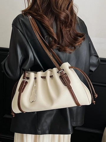 Vintage Gefaltete Unterarm Totentasche Damen PU Leder Große Kapazität Umhängetasche Mit Blumenanhänger Kordelzug Pendler Handtasche