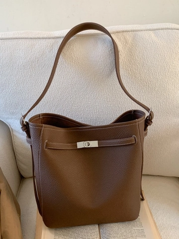 Borsa a Secchiello da Donna in Pelle PU con Texture a Ciottoli e Cuciture a Contrasto Chiusura a Girello Argento Borsa a Tracolla